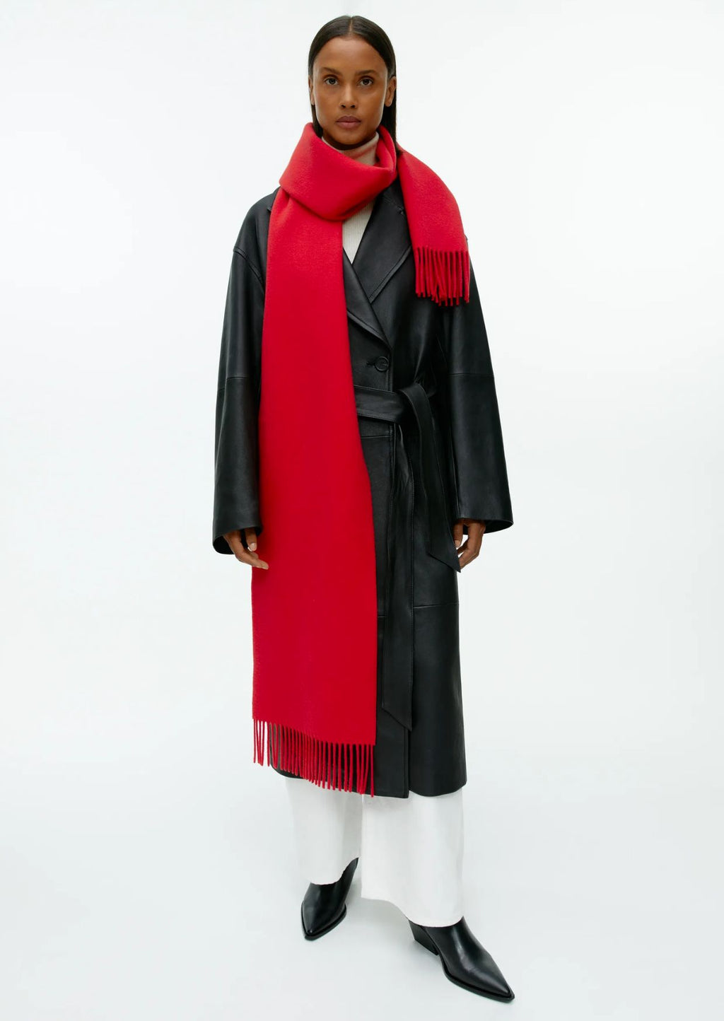 The Hottest Trend - A Pop of Red – Dida Ritchie
